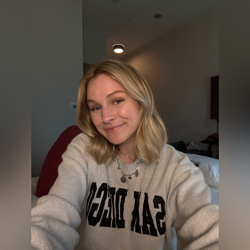 Meet your Posher, Makayla